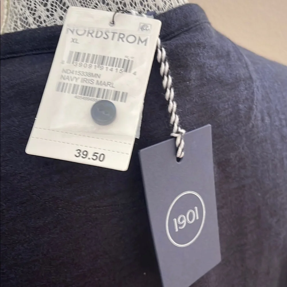 Nordstrom brand Short Sleeve Tee - Picture 4 of 4